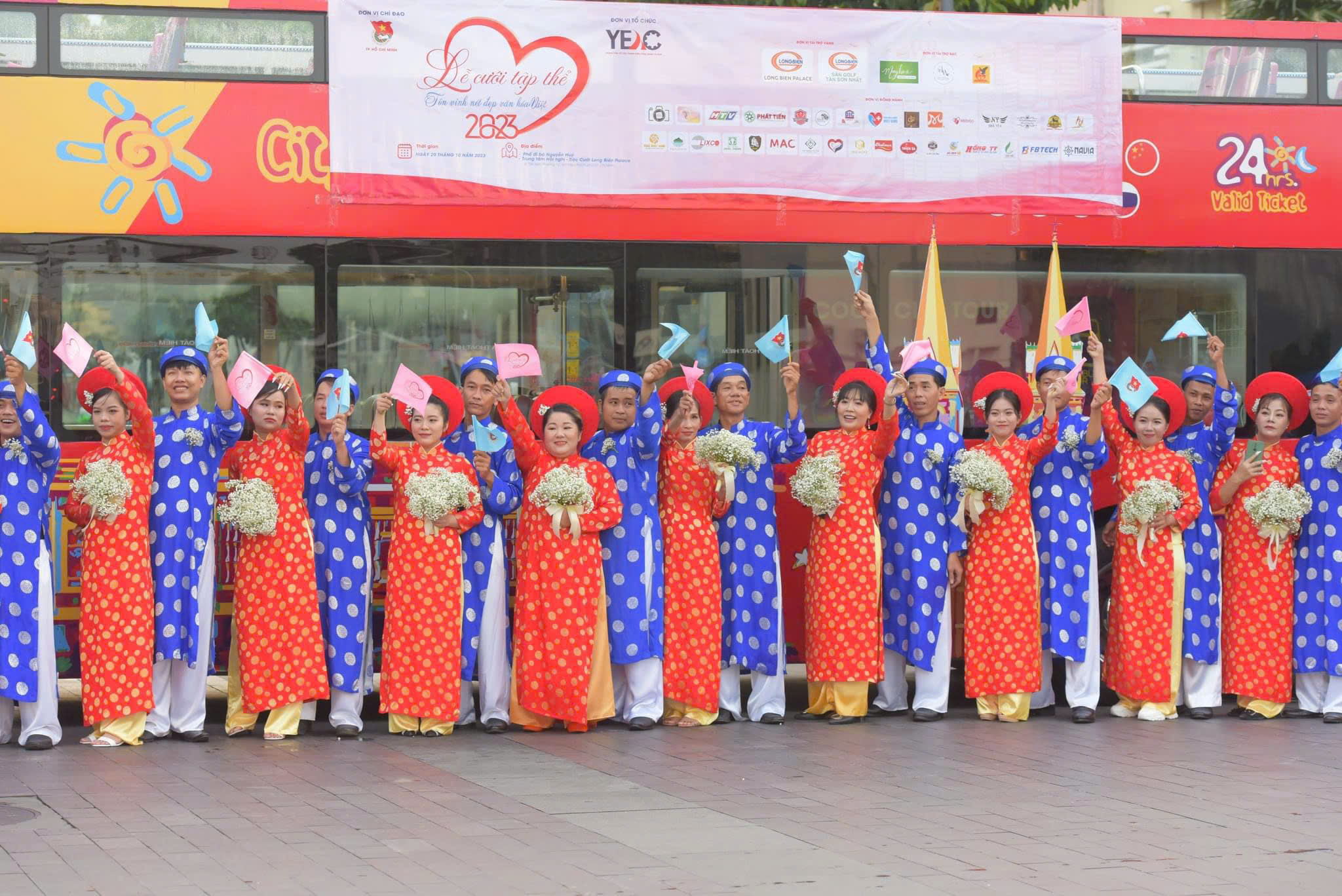 Hành trình lễ cưới tập thể năm trước 2