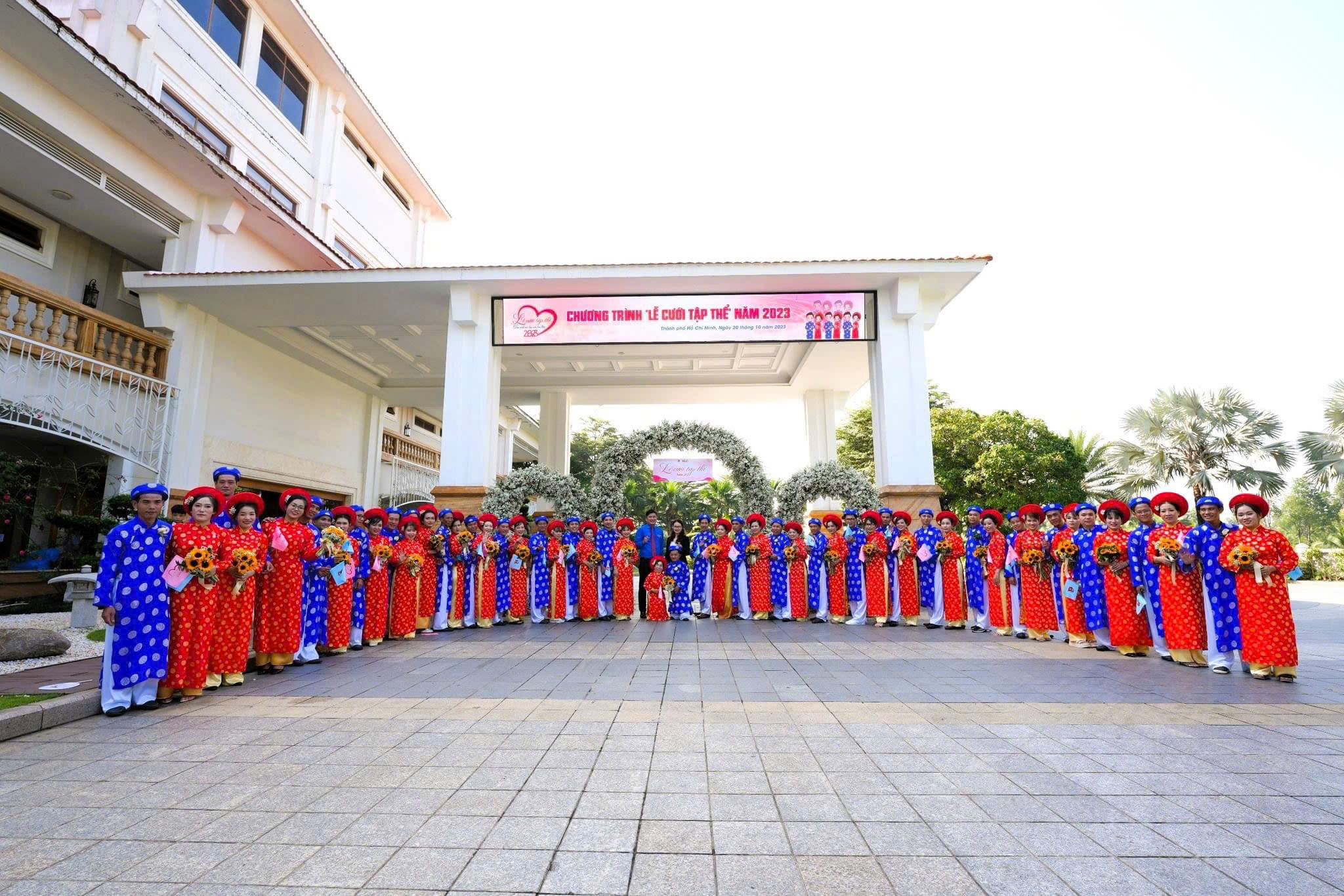 Hành trình lễ cưới tập thể năm trước 6