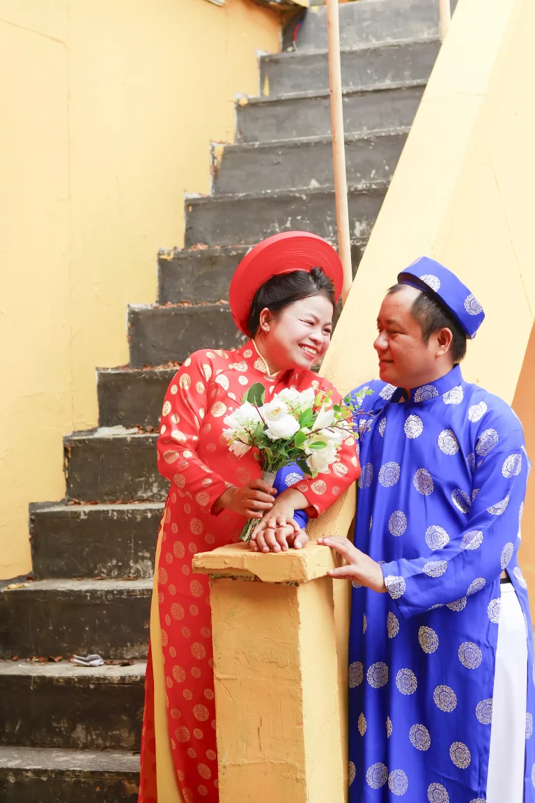 Lâm Thị Chung & Nguyễn Khánh
